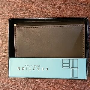 Nwt Kenneth Cole reaction bill fold wallet